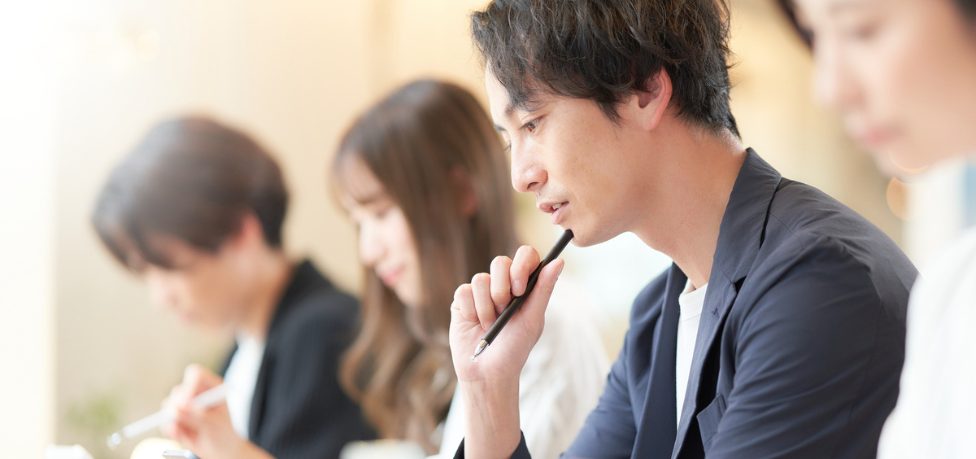 どのような資格が必要？嘱託産業医になるための要件