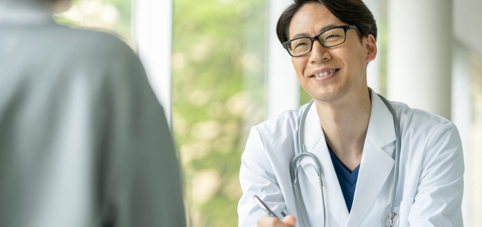美容系バイトで働く医師に求められることは?