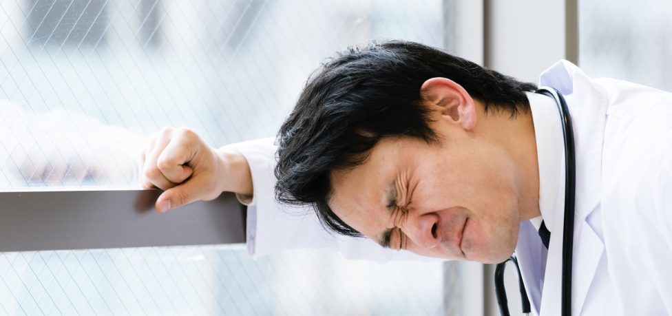 あるある?それとも、ビックリ?医師が経験した「当直バイトエピソード」